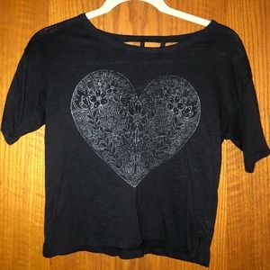 Black Heart Cropped Tee